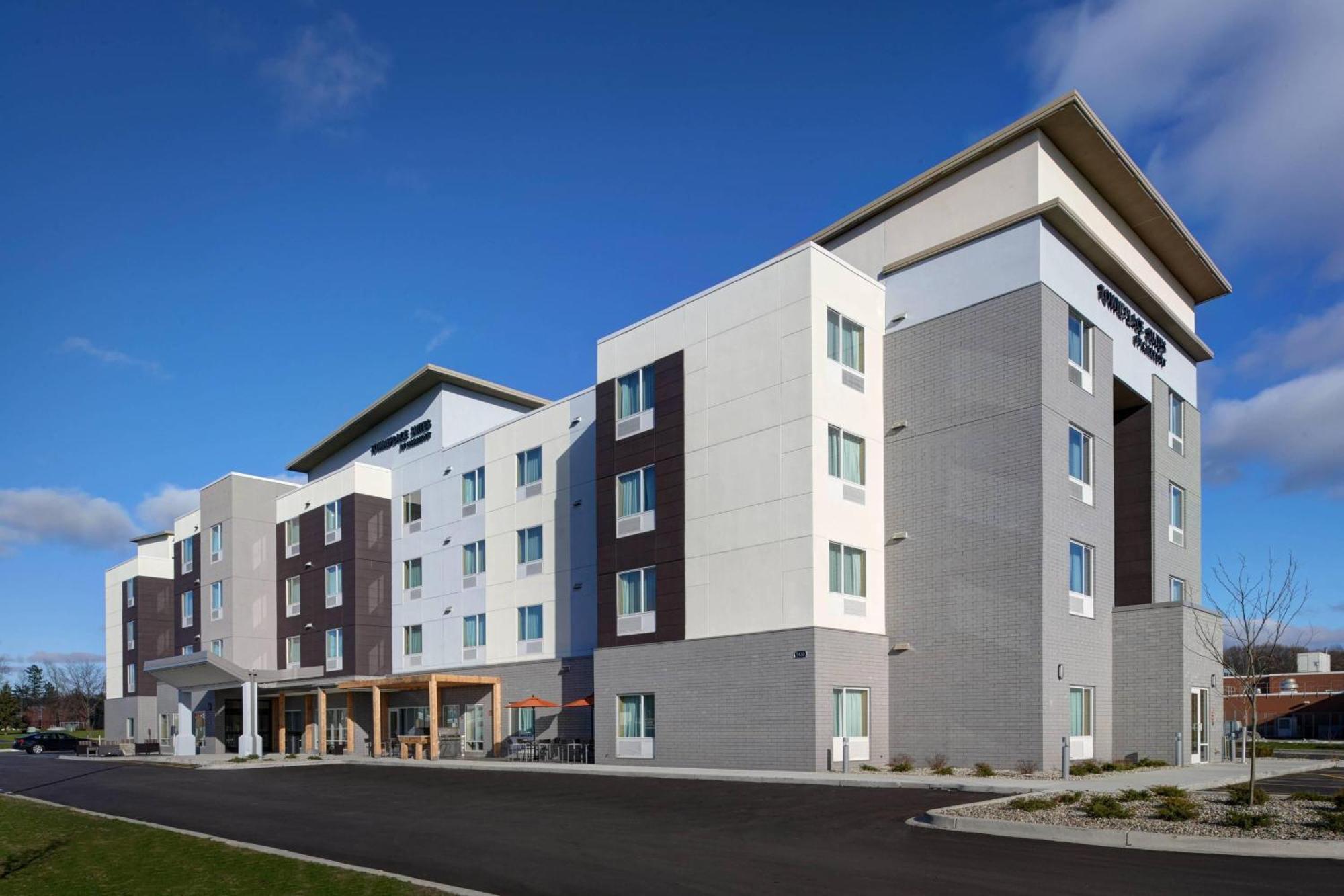 Towneplace Suites By Marriott Grand Rapids Airport Cascade Exteriér fotografie
